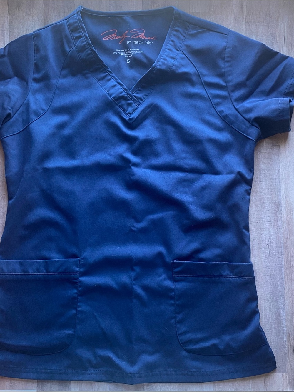 Marilyn Monroe by Medichic Navy Scrub Top Size Small